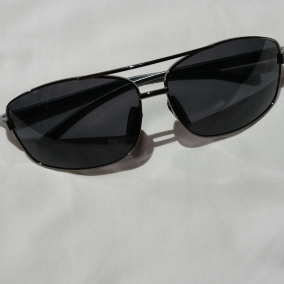 Sungait Ultra Lightweight Polarized Sunglasses UV400 Protection - Picture 2 of 9